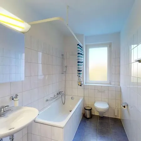 Sunny And Quiet 1br Flat Center - Parkview 5